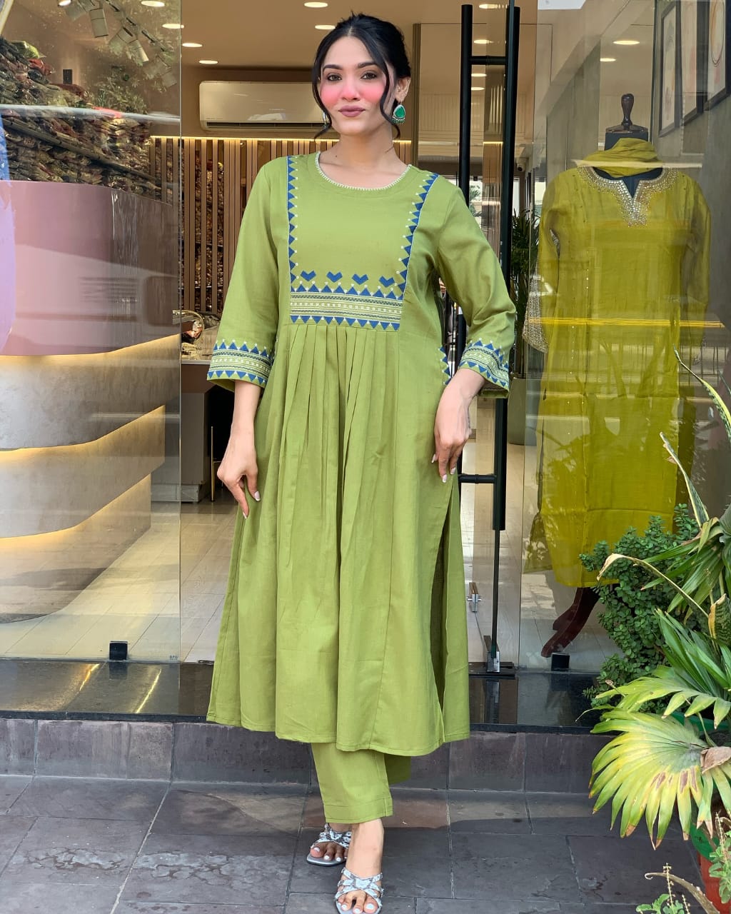 Zoktraa Olive Green Two-Piece Kurti with Pant Set | Chic Daily & Festive Ethnic Wear