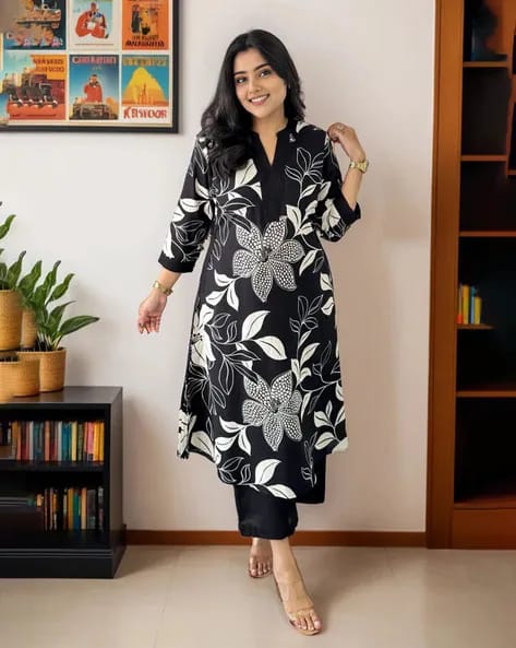 Elegant Black Two-Piece Kurti Set with Pant – Premium Festive & Daily Wear by Zoktraa